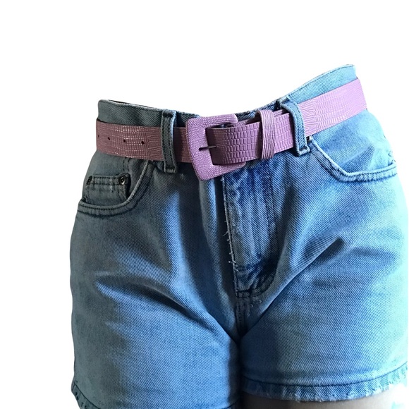Pink faux alligator belt - Picture 1 of 11